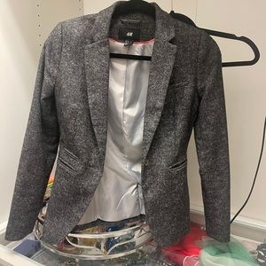 NWOT H&M wool blazer size 2